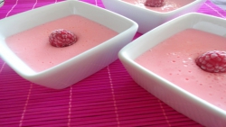 Petit suisse de fresas (Thermochef) en Experimentando en la cocina